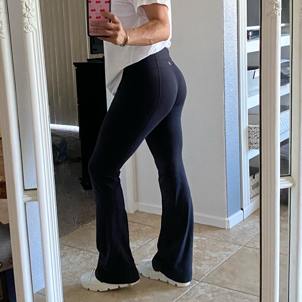 Lululemon pants - Picture 1 of 6